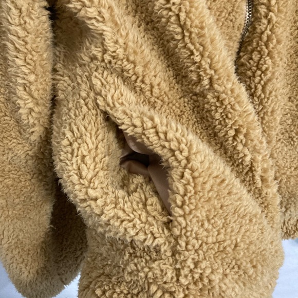 NWOT Vmong size medium Brown Teddy bear jacket - Picture 2 of 11